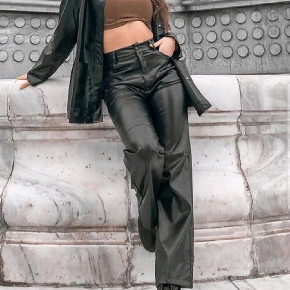 BLACK PU LEATHER PALAZZO PANTS - Picture 3 of 8